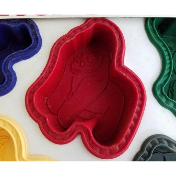 KitchenAid Animal Silicone Baking Molds Lion Monkey Rhino Elephant Alligator - Picture 6 of 8